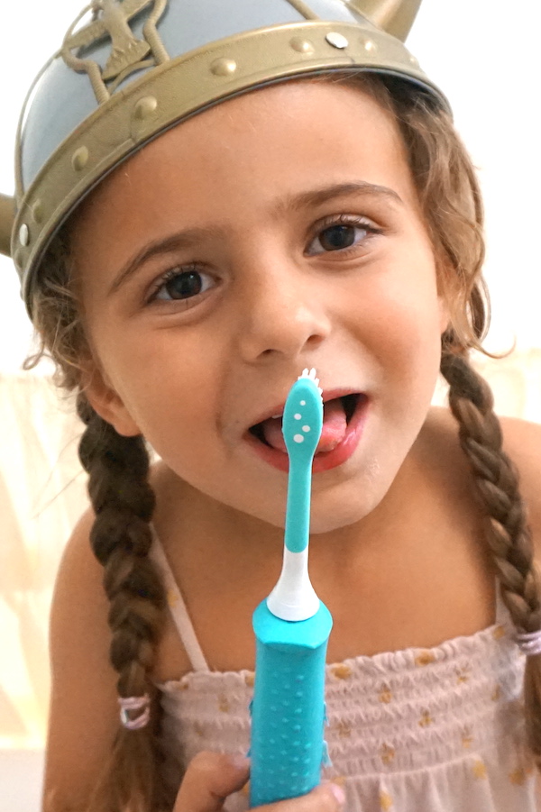 App per bambini come lavarsi i denti spazzolino elettrico