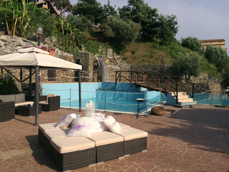 Calabria mare e campagna family friendly Borgo della marinella piscina 2
