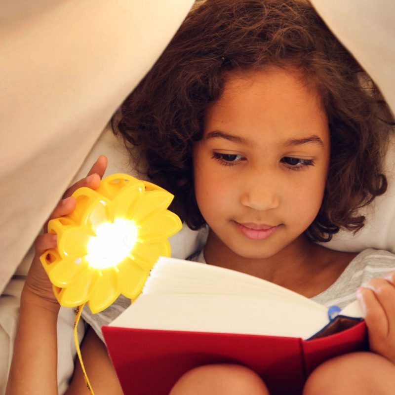 kids design solar-powered-lamp-little-sun