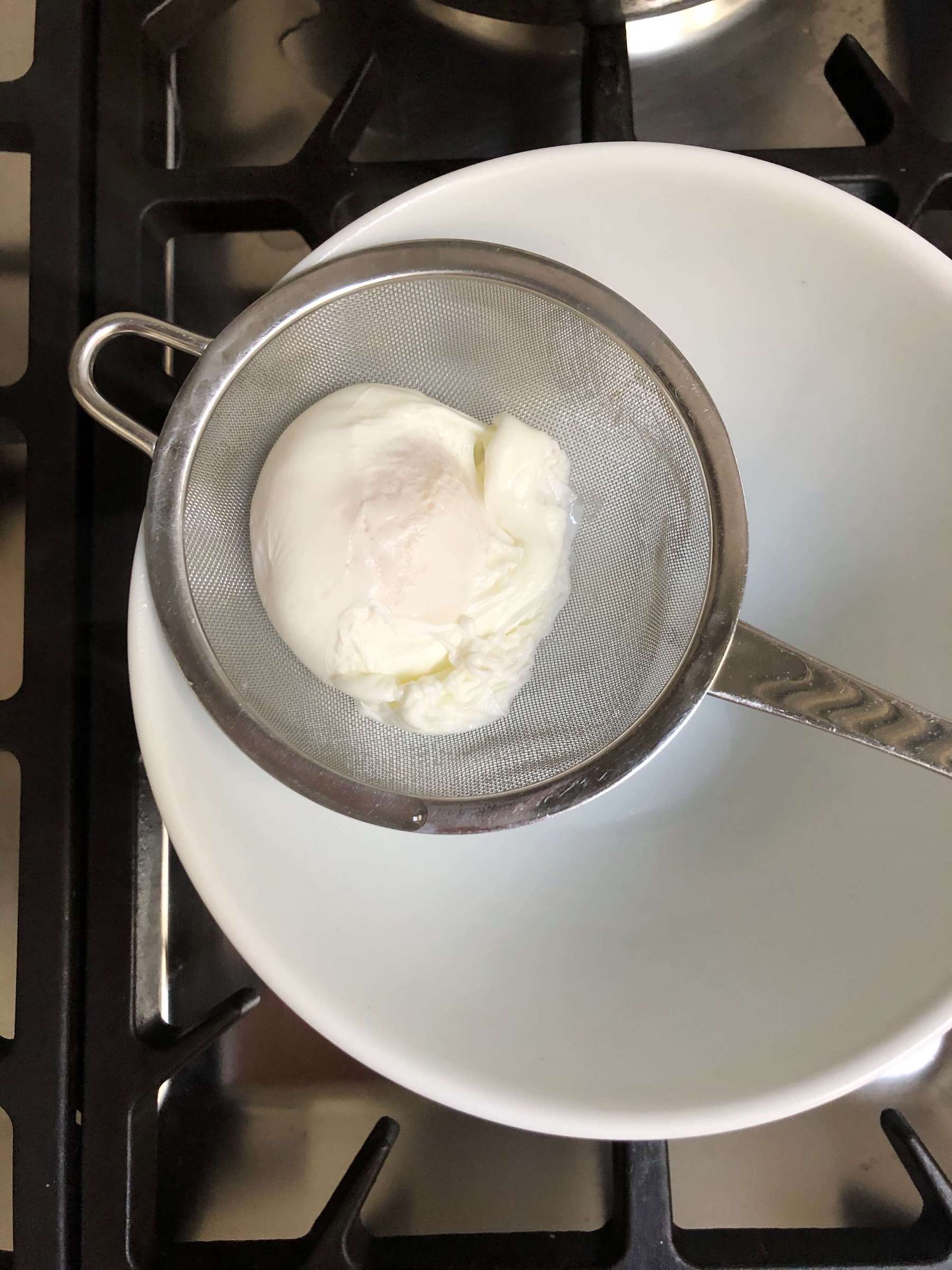 Avocado egg toast scolare